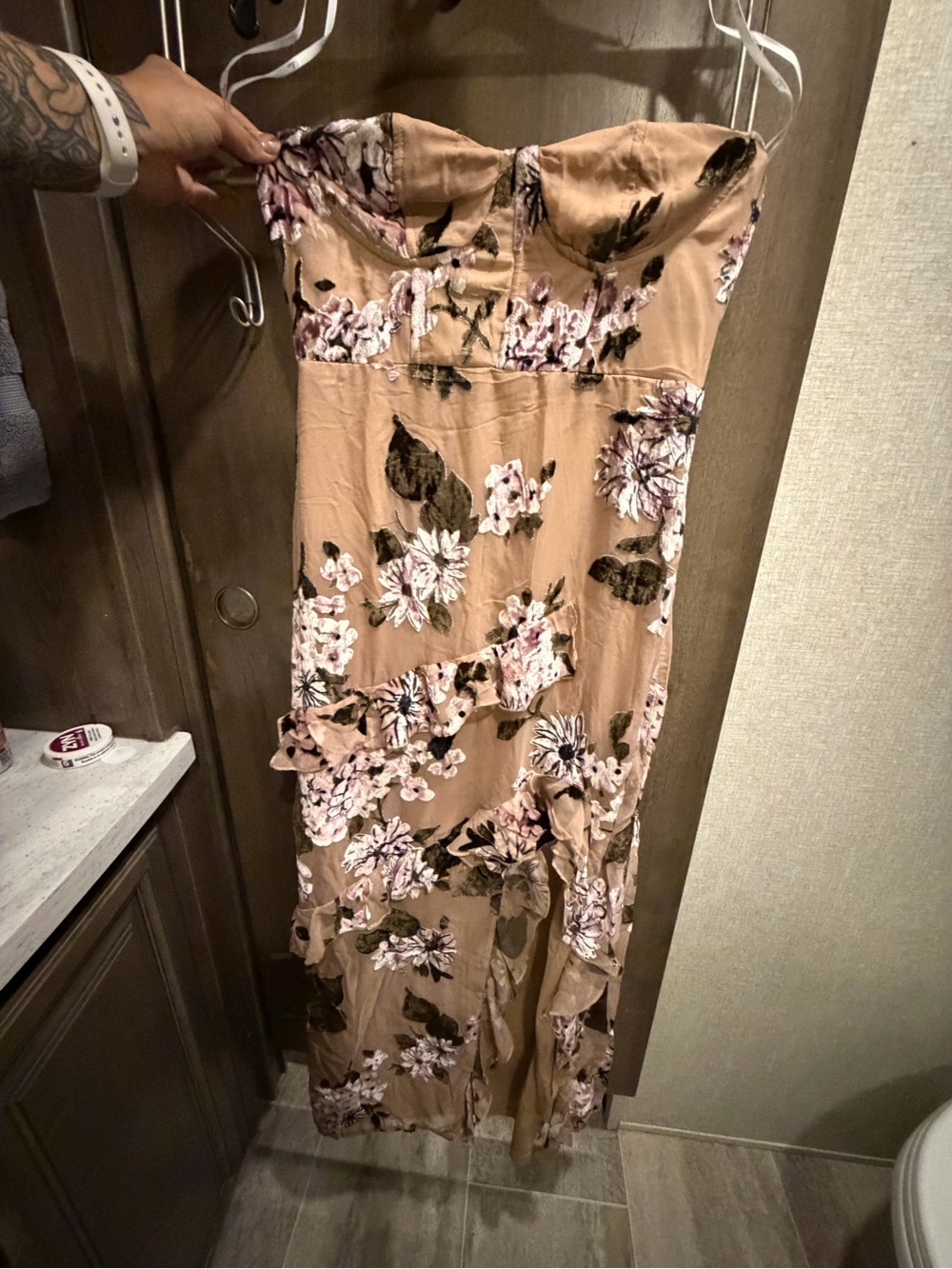 Lulu's Strapless Floral Romper in Tan with Pink Blooms